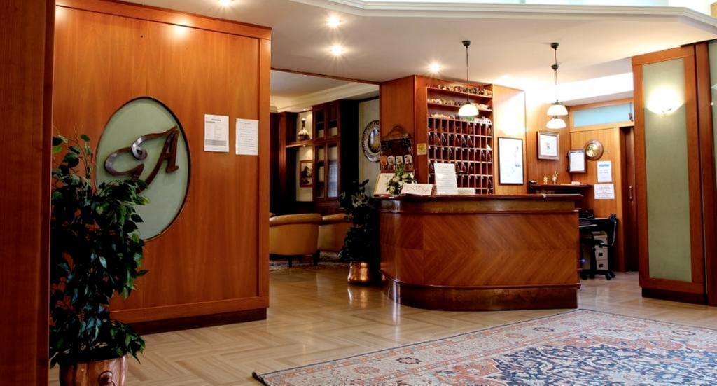Grande Albergo Roccaraso Exterior photo
