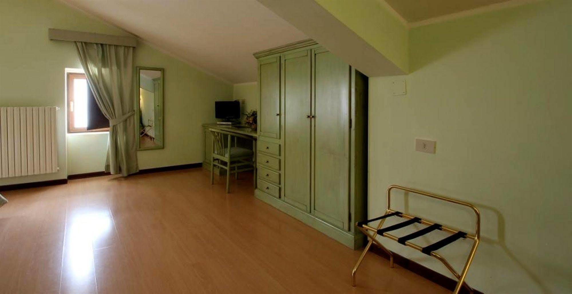 Grande Albergo Roccaraso Exterior photo